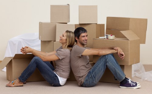 Watford removal van for residential and commercial transport